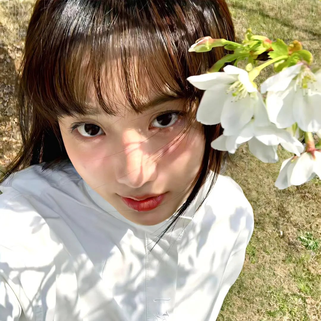 闪婚豪门，大佬竟是我自己